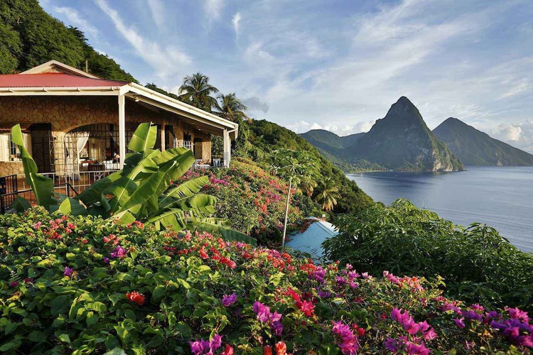 Райские виды: 9 гостиничных номеров с невероятно прекрасным видом из окна