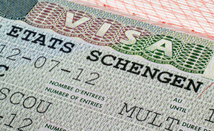 Стоимость краткосрочной шенгенской визы увеличится